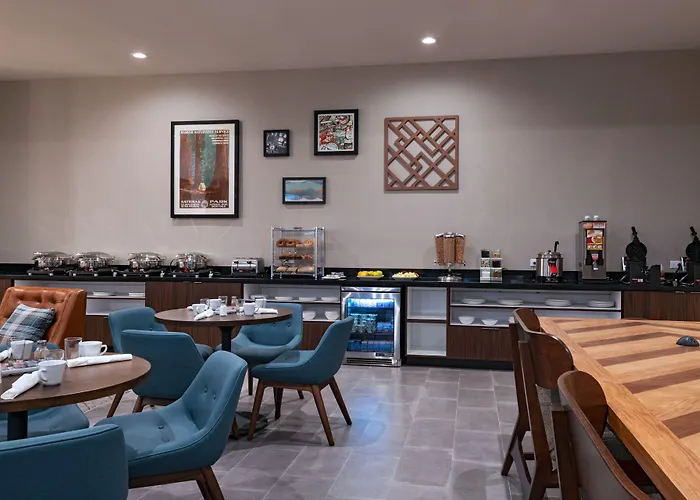 Four Points By Sheraton Worth North Hotel 3*